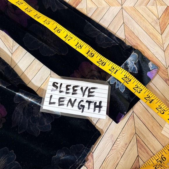 Coldwater Creek Velvet Floral Button Down Shirt Black Purple Whimsigoth S Loose - Picture 9 of 9